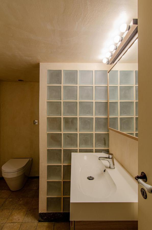 Myyellowhome Ermoupoli Bagian luar foto
