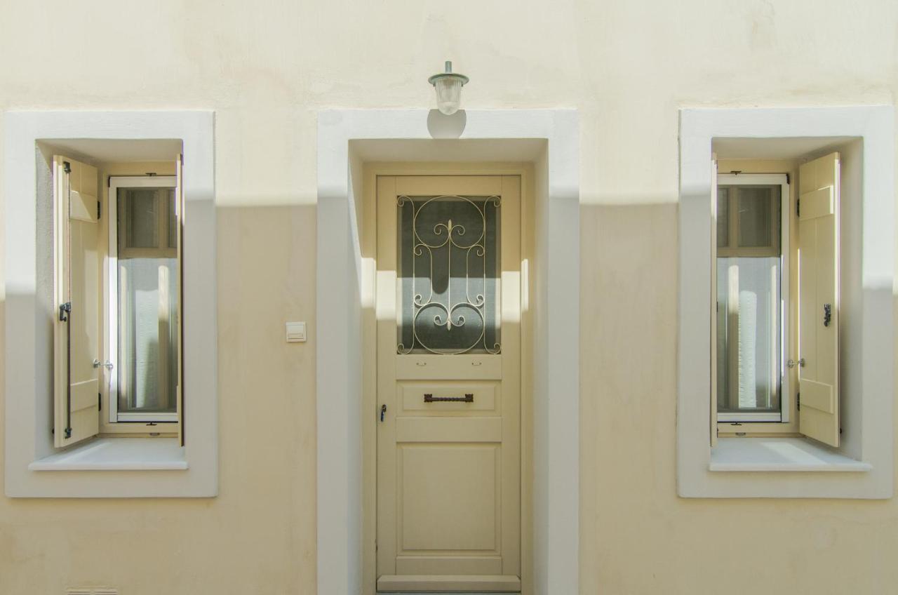 Myyellowhome Ermoupoli Bagian luar foto